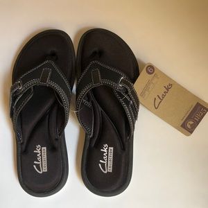 Clarks Collection Olina Park Flip Flops